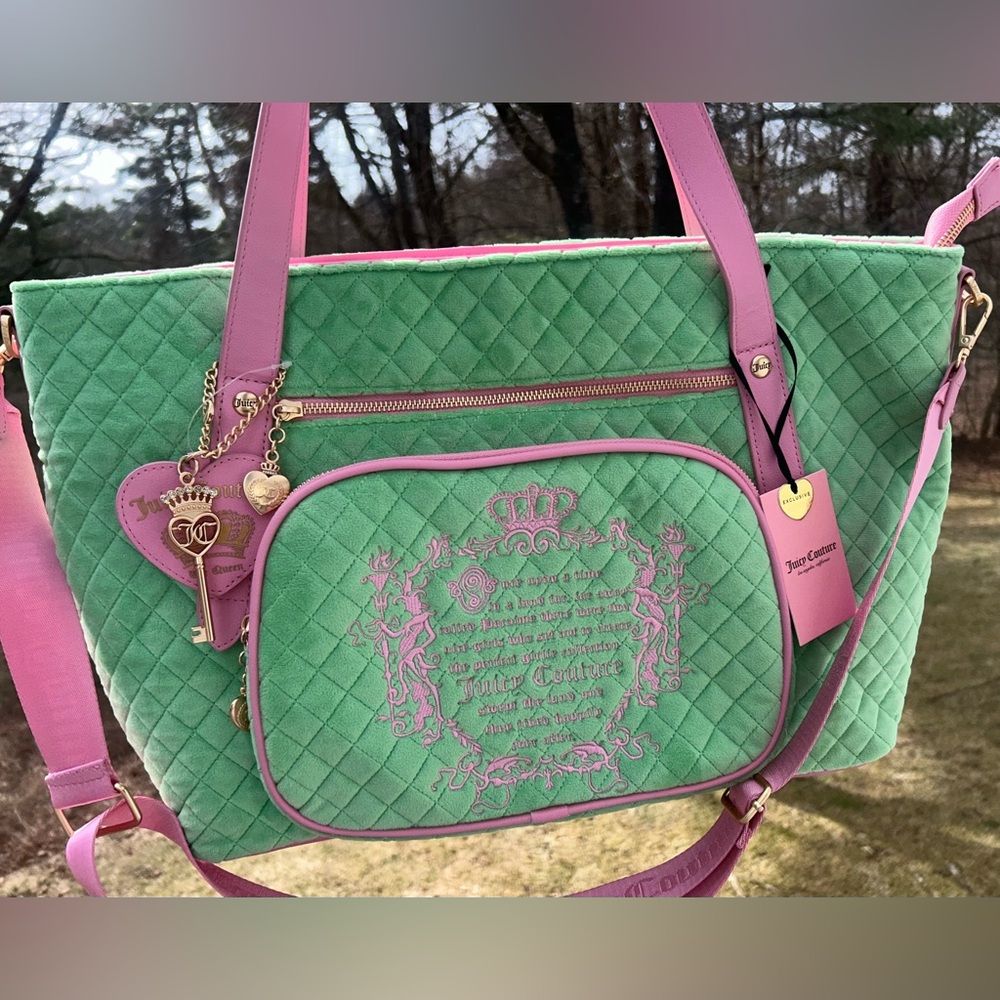 NEW! NWT JUICY COUTURE Velour Juicy Tale Weekender Bag in Retro Green/Pink